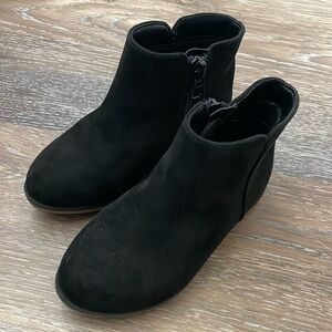 Girls black booties